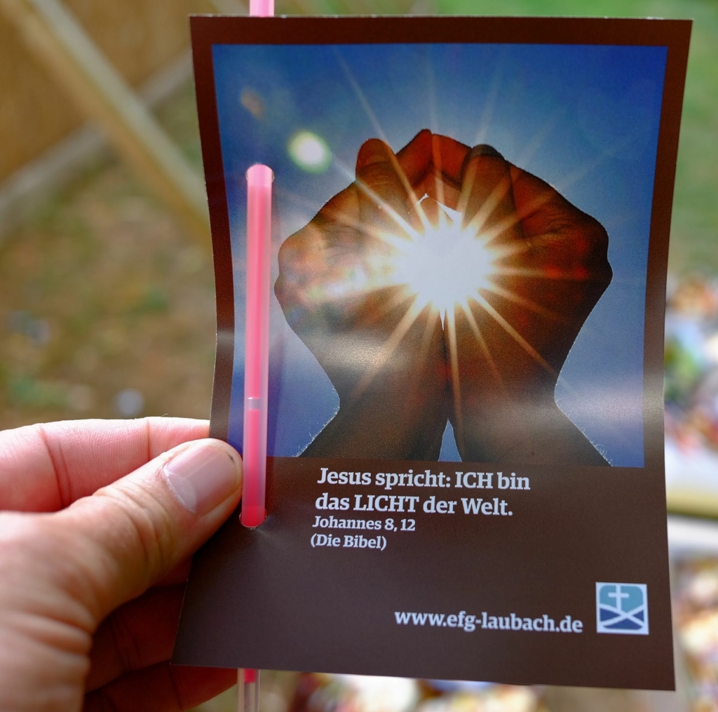 Postkarte mit der Aufschrift: Jesus spricht: Ich bin das Licht der Welt